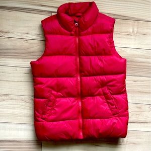 Old Navy; puffer vest; size M (8); red